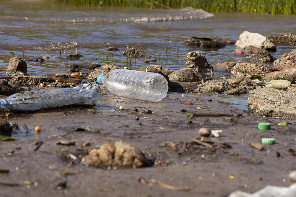 pollution-concept-water-with-garbage